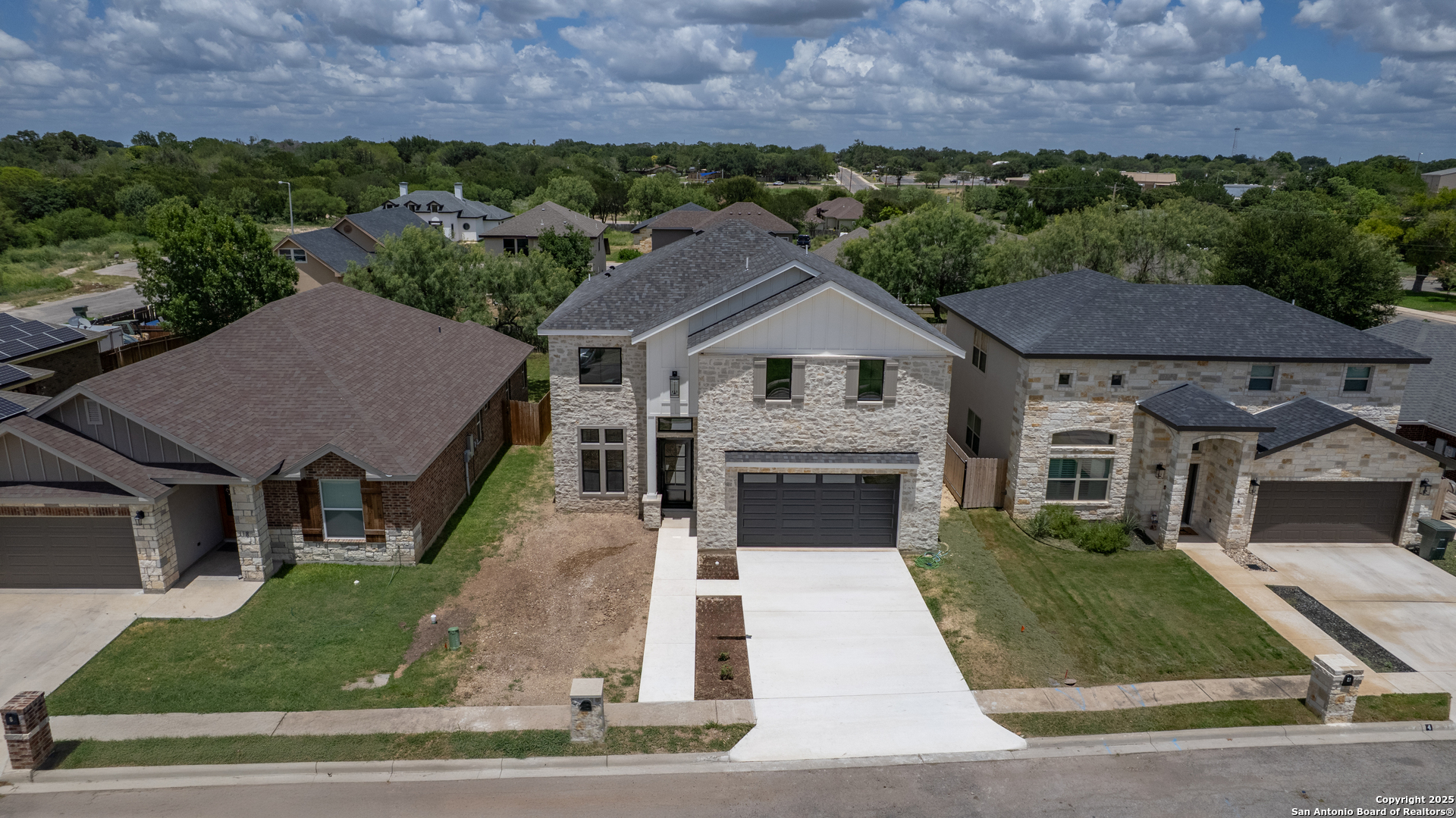 6 Rio Seco Uvalde TX 78801