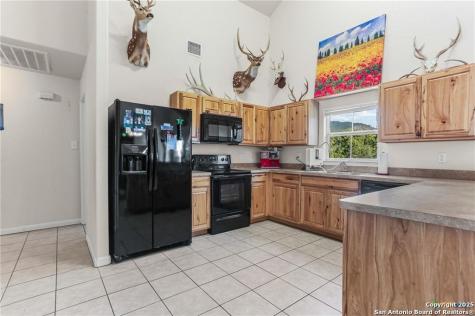 5465 Chimney Rock Canyon Lake TX 78133