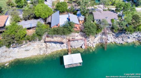 696 Faurie Road Lakehills TX 78063
