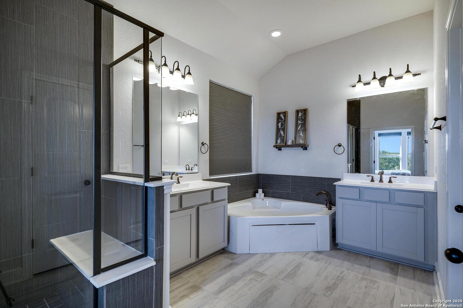 1230 Roaring Falls New Braunfels TX 78132