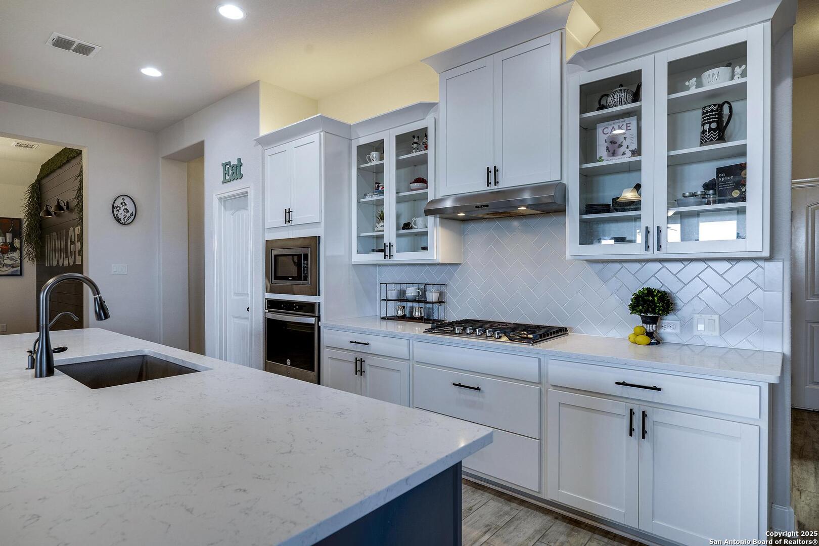 1230 Roaring Falls New Braunfels TX 78132