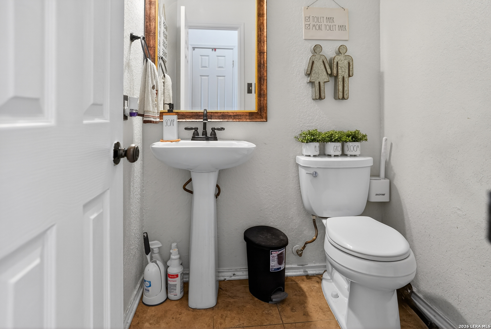 2338 Baxter San Antonio TX 78245