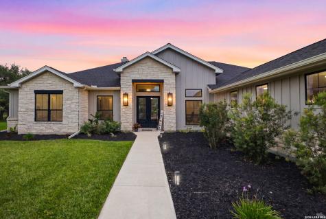 131 Wright Creek Road Victoria TX 77905