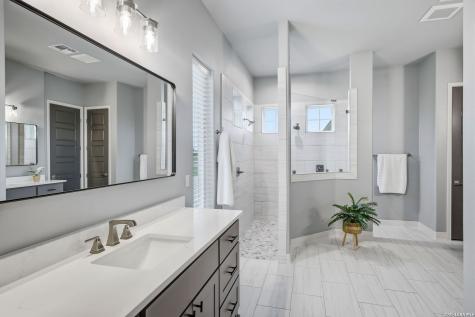 131 Wright Creek Road Victoria TX 77905