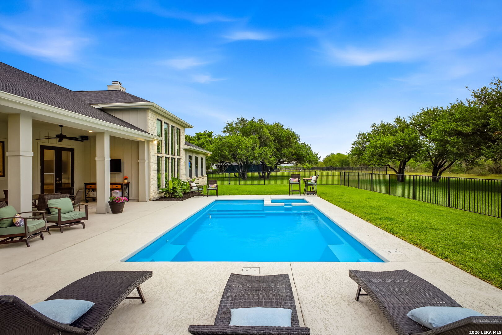 131 Wright Creek Road Victoria TX 77905