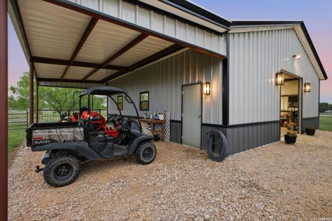 131 Wright Creek Road Victoria TX 77905