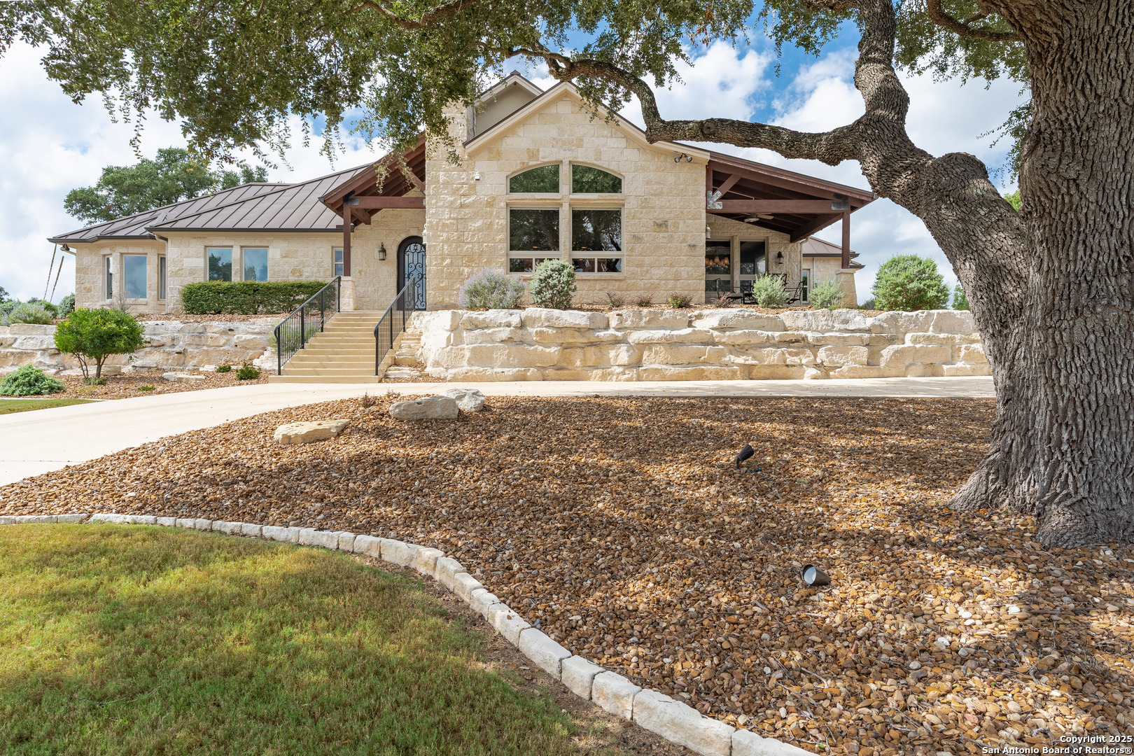 3911 Kite Drive E Kerrville TX 78028