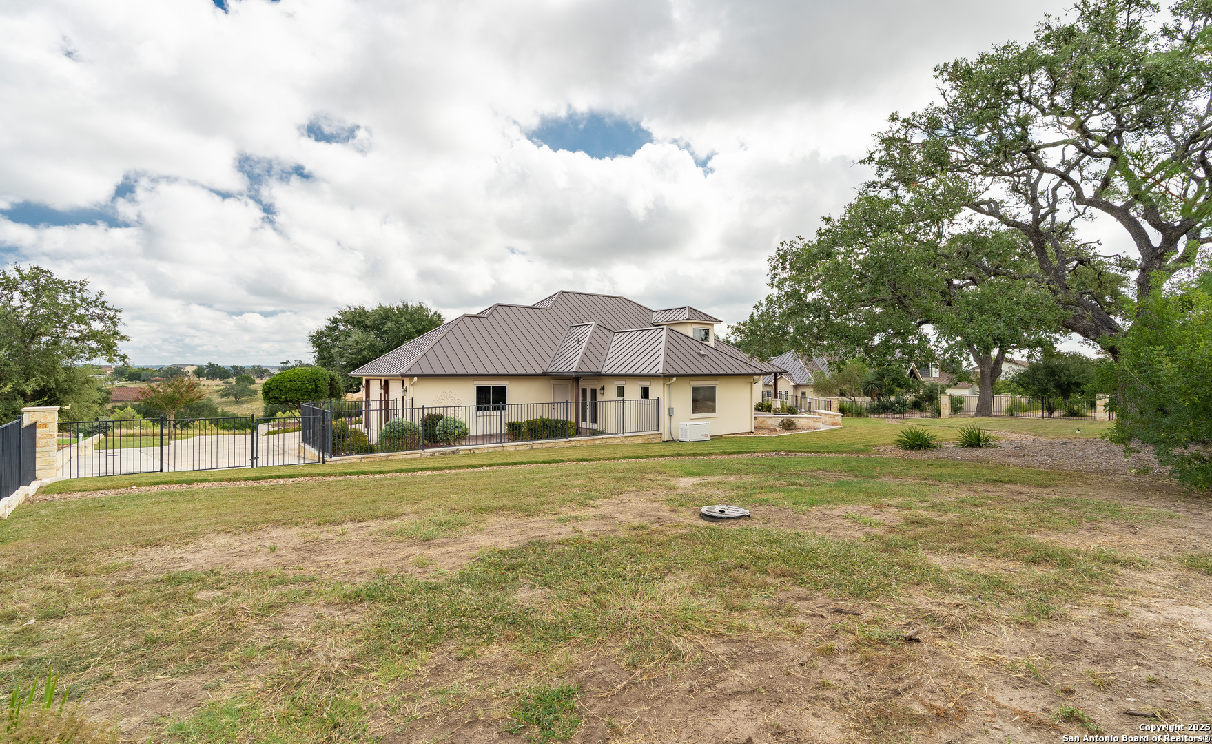 3911 Kite Drive E Kerrville TX 78028