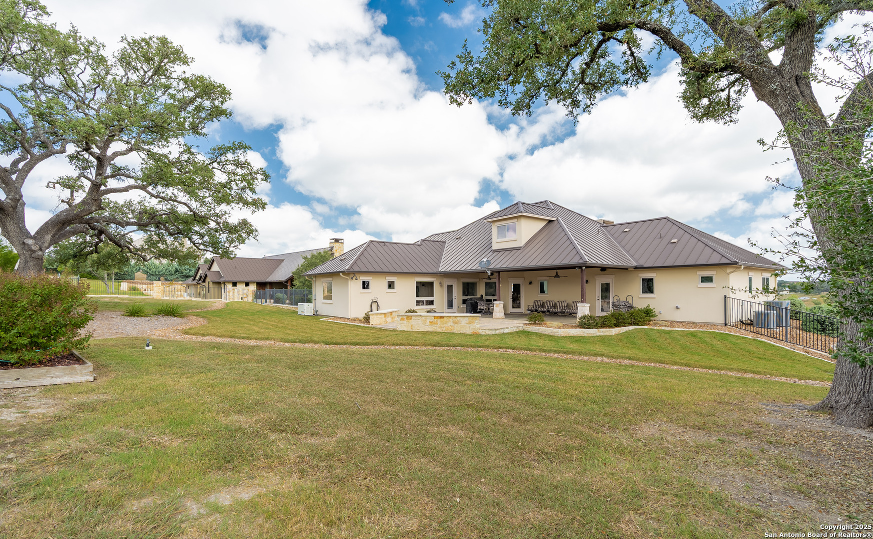3911 Kite Drive E Kerrville TX 78028