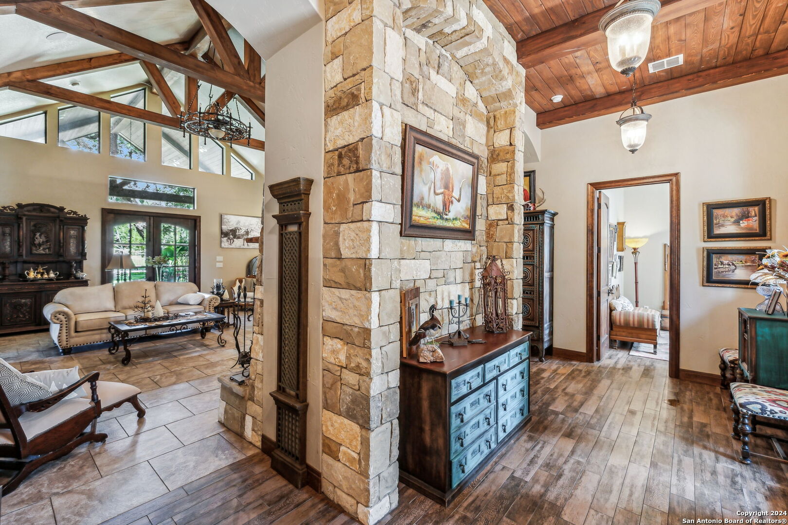 219 Doehne Oaks New Braunfels TX 78132