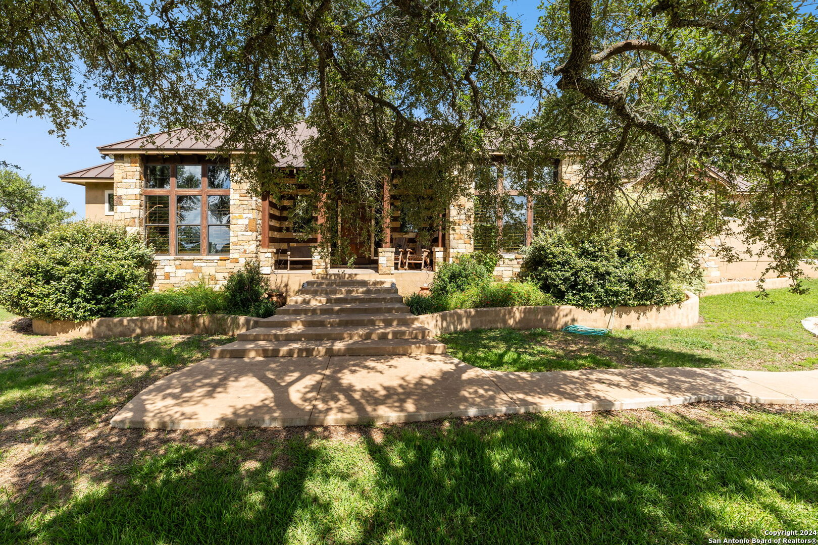 219 Doehne Oaks New Braunfels TX 78132