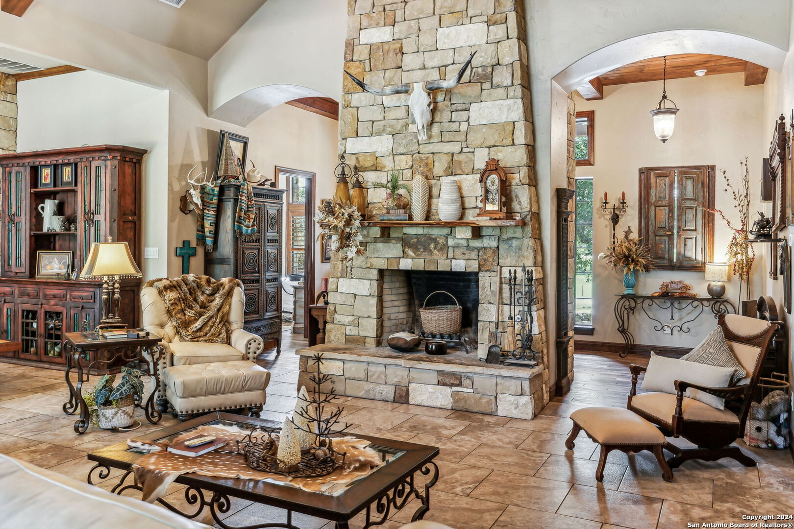 219 Doehne Oaks New Braunfels TX 78132