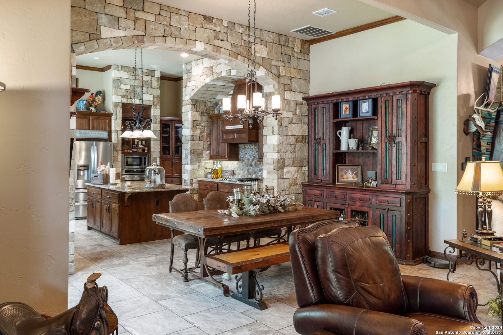 219 Doehne Oaks New Braunfels TX 78132