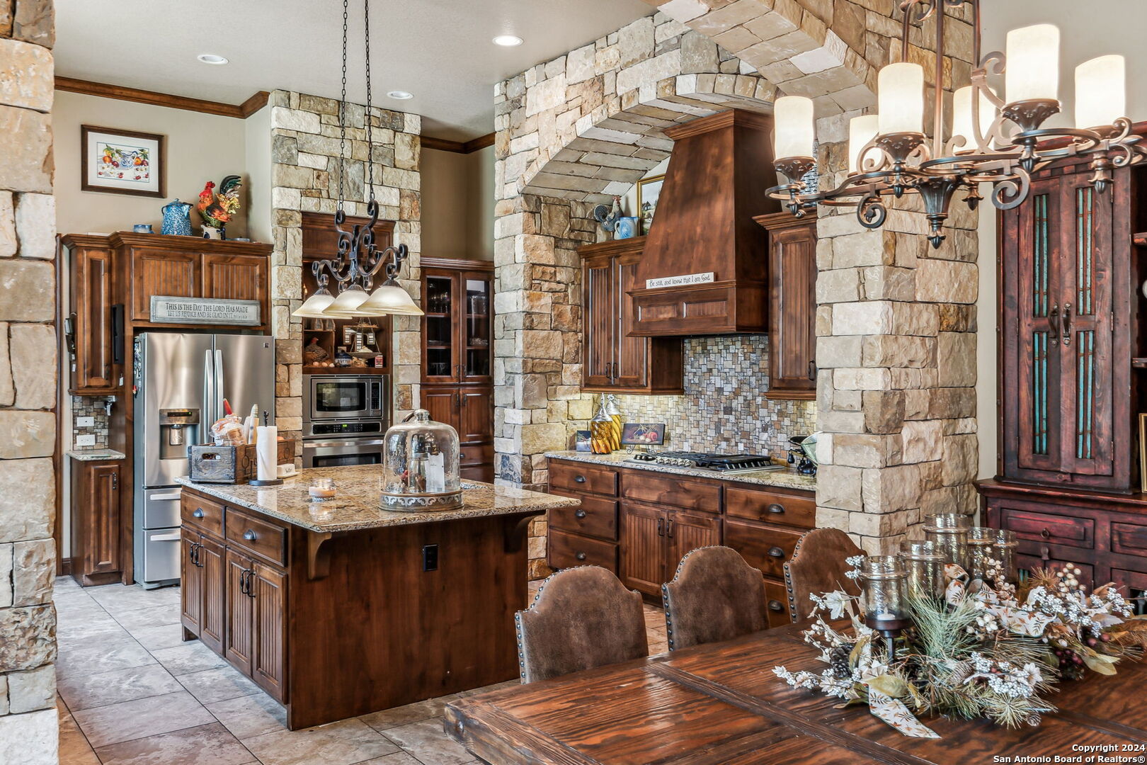 219 Doehne Oaks New Braunfels TX 78132