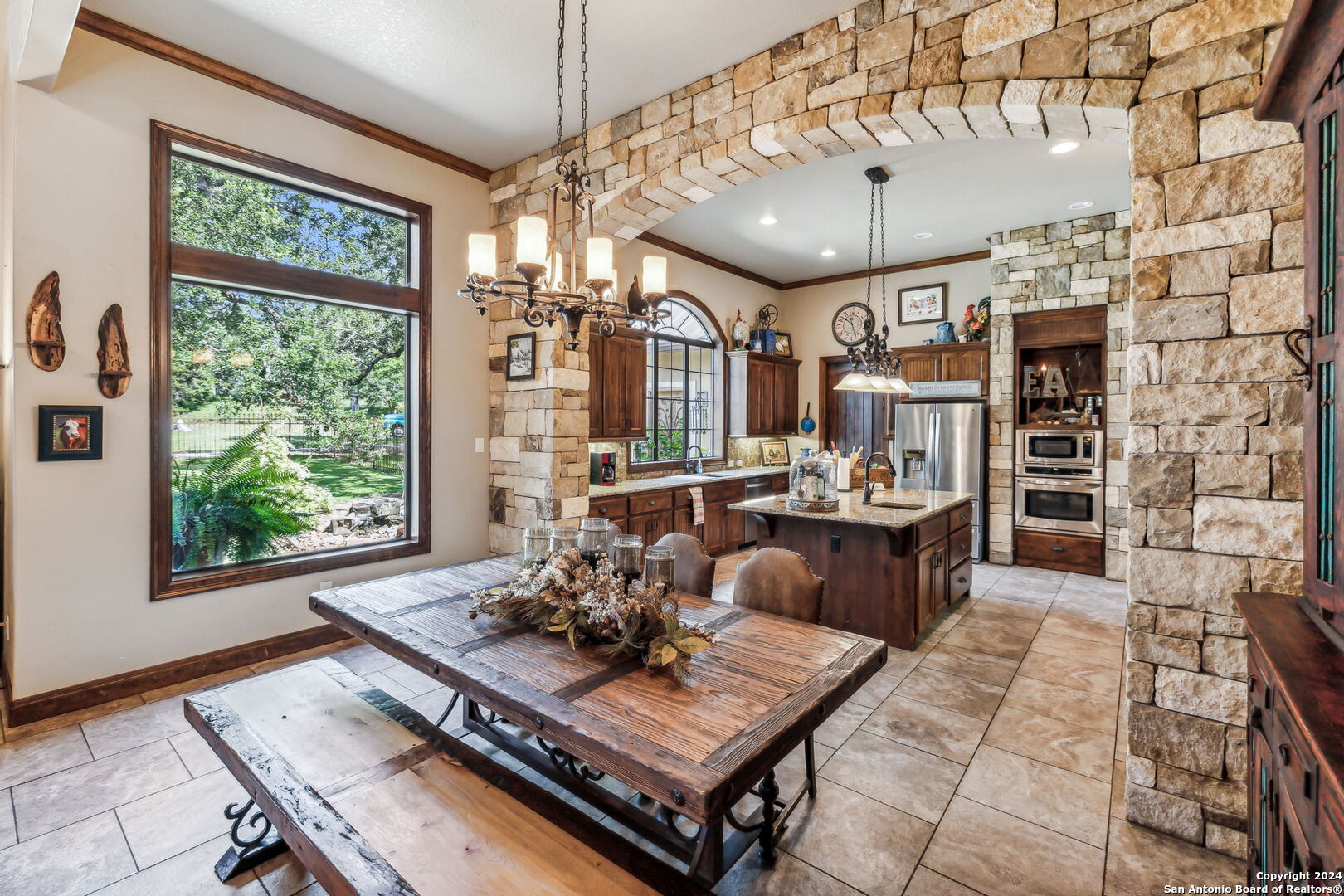 219 Doehne Oaks New Braunfels TX 78132