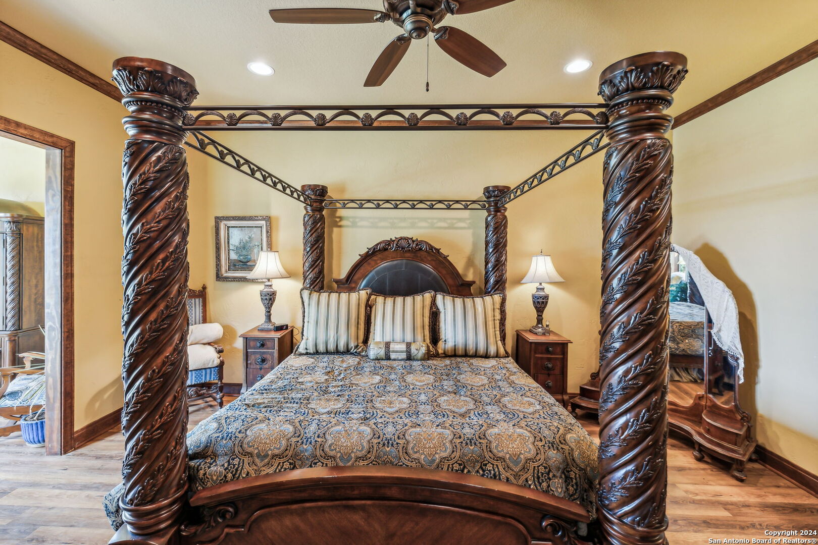 219 Doehne Oaks New Braunfels TX 78132