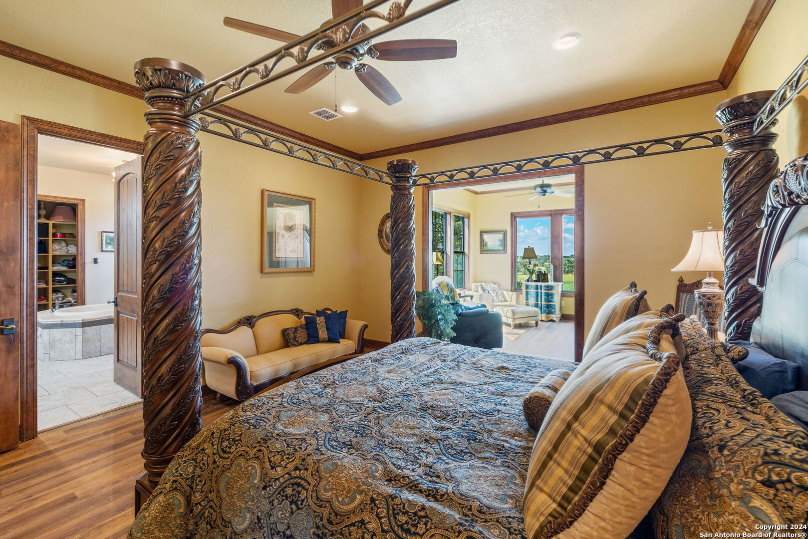219 Doehne Oaks New Braunfels TX 78132