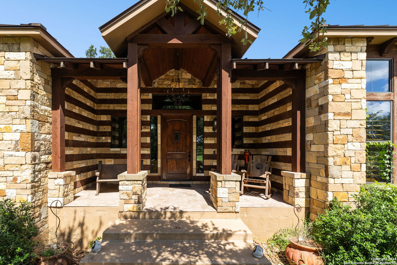 219 Doehne Oaks New Braunfels TX 78132