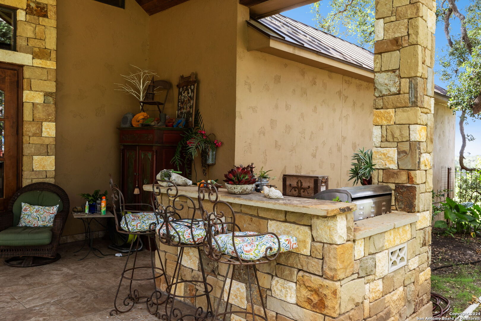 219 Doehne Oaks New Braunfels TX 78132