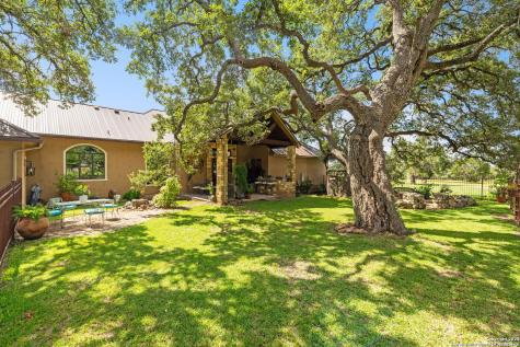 219 Doehne Oaks New Braunfels TX 78132