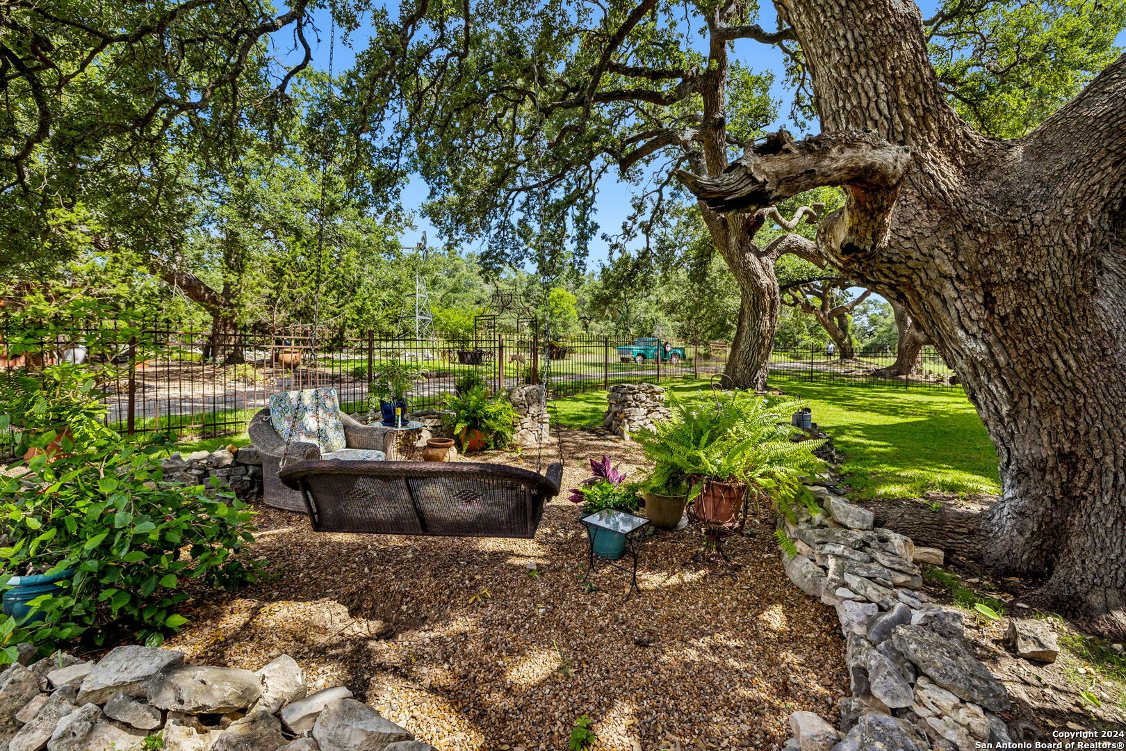 219 Doehne Oaks New Braunfels TX 78132