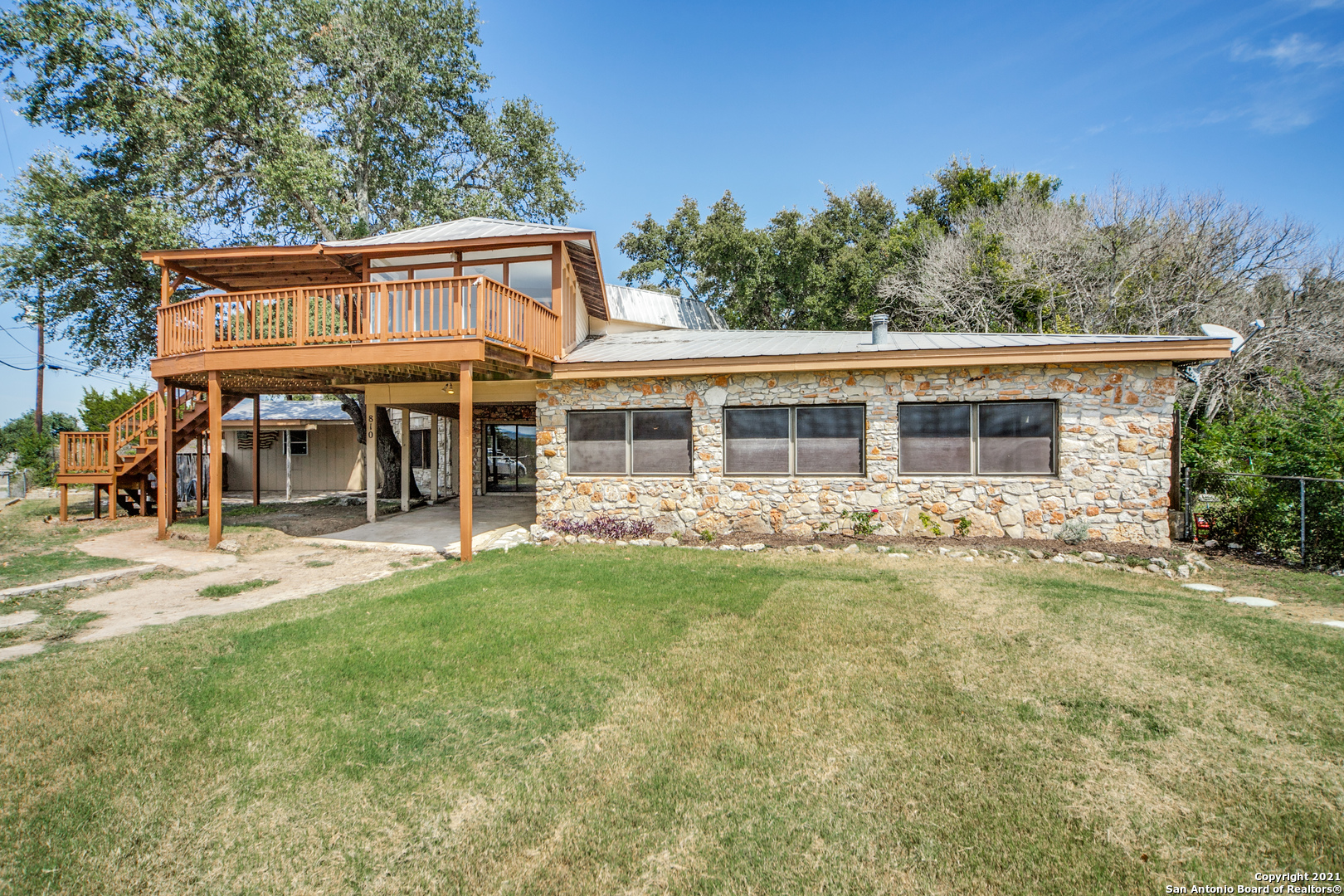 810 Roadrunner Spur Canyon Lake TX 78133
