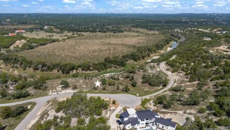 933 Blueridge View Canyon Lake TX 78133