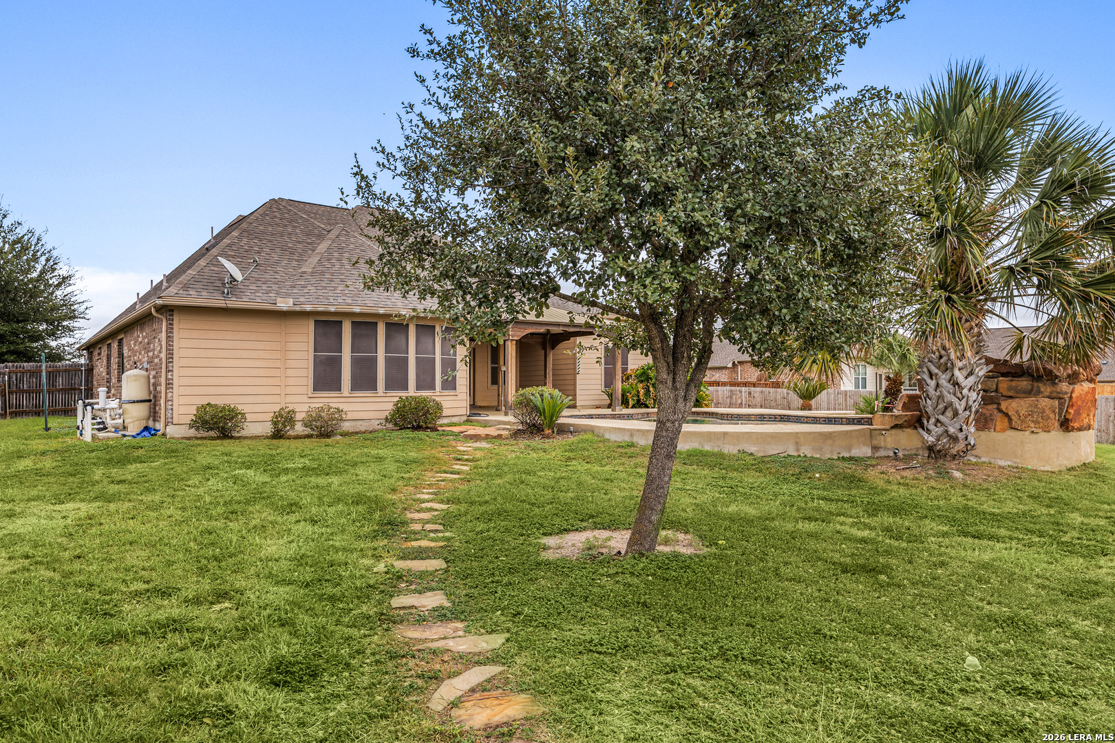 6908 Hallie Heights Schertz TX 78154