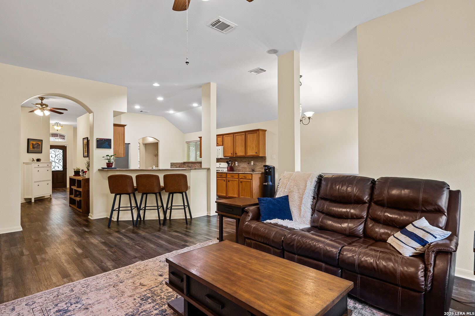 8307 La Fleur San Antonio TX 78249