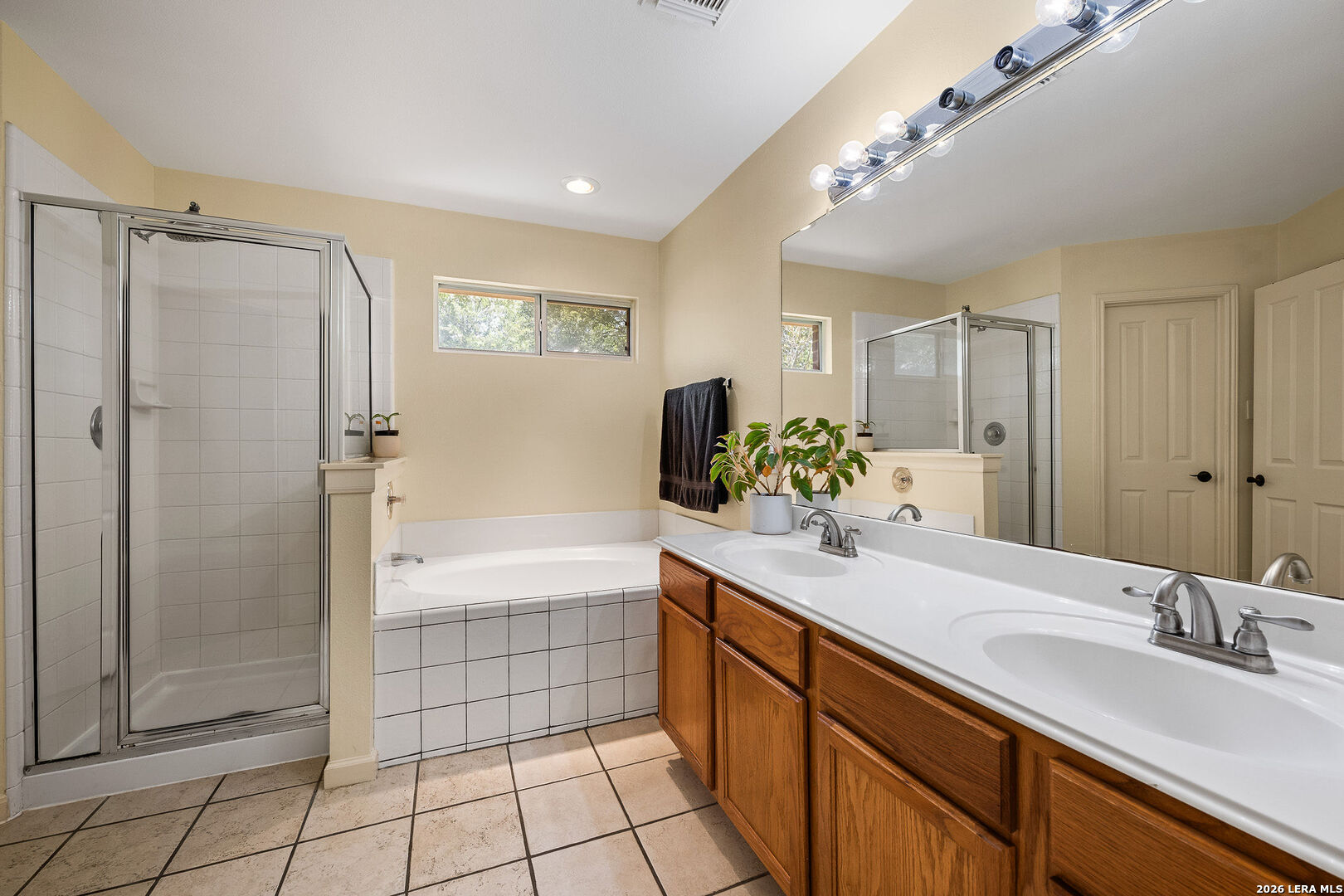 8307 La Fleur San Antonio TX 78249