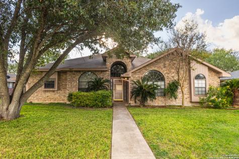 133 Weeping Willow Uvalde TX 78801