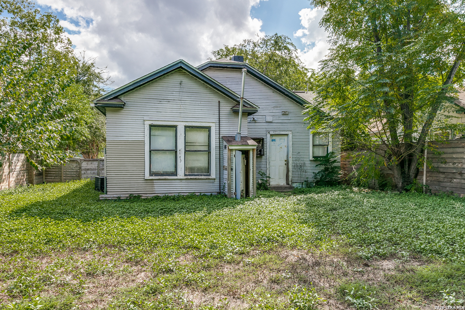523 E Magnolia Avenue San Antonio TX 78212