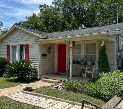 212 Duggan Street Seguin TX 78155