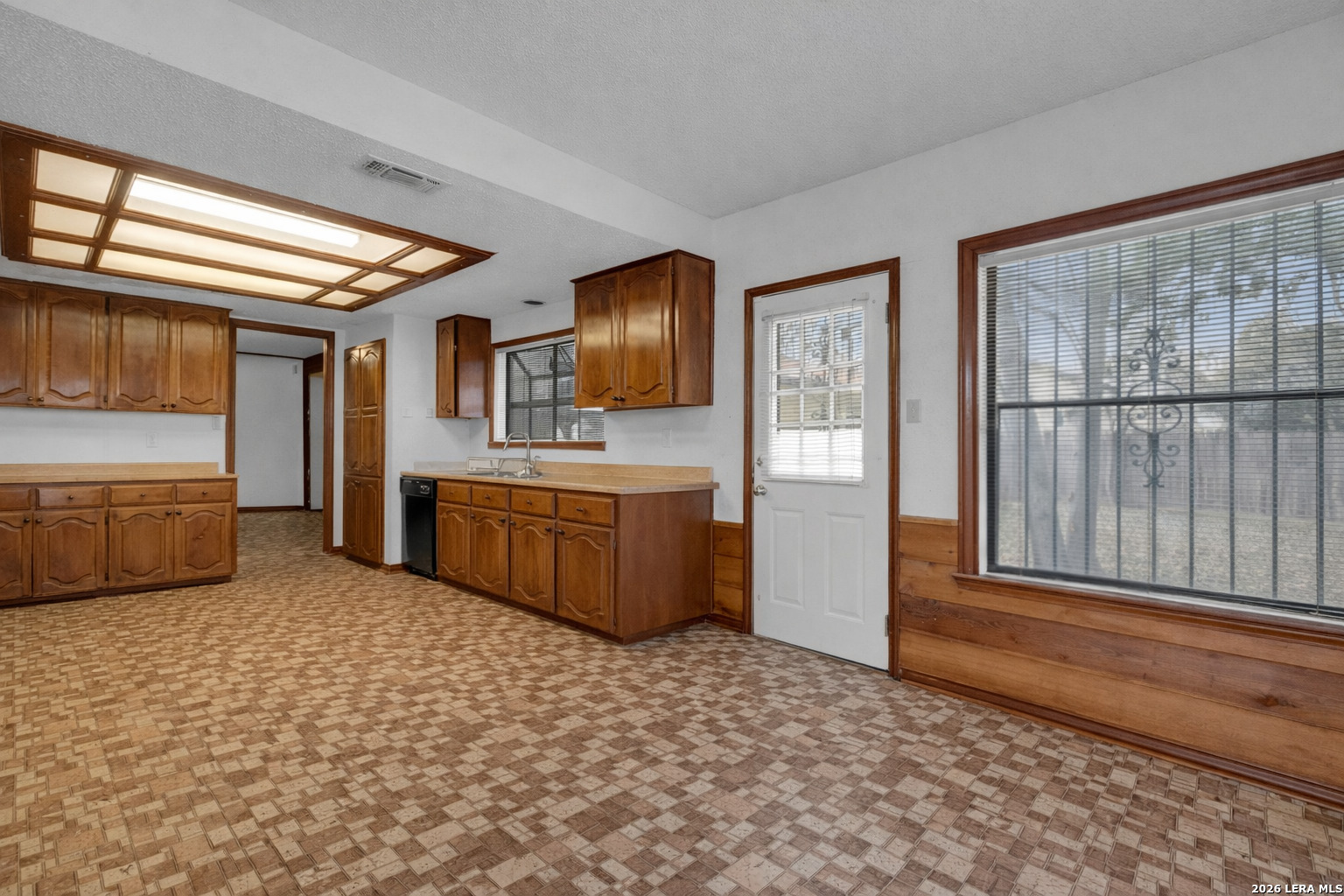 3919 Midvale San Antonio TX 78229