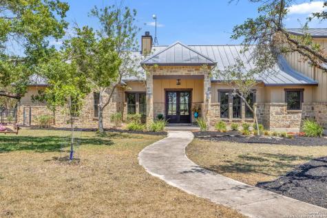 97 Sister Creek Comfort TX 78013