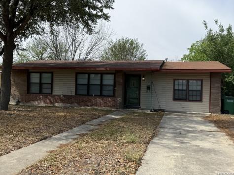 319 Laddie San Antonio TX 78201