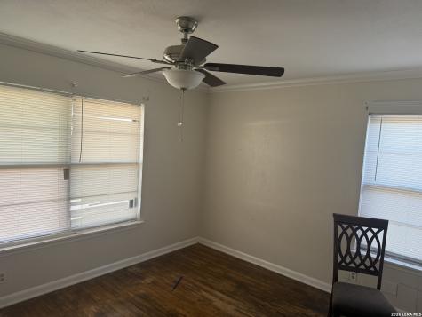 319 Laddie San Antonio TX 78201