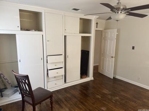 319 Laddie San Antonio TX 78201