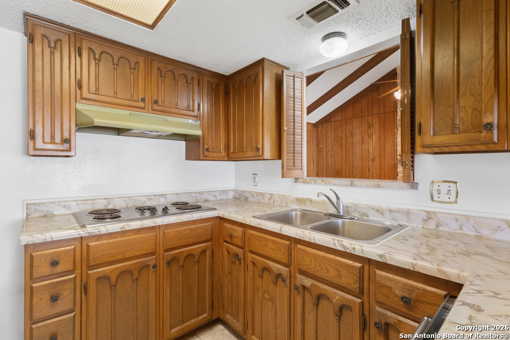 6107 Town Wood San Antonio TX 78238
