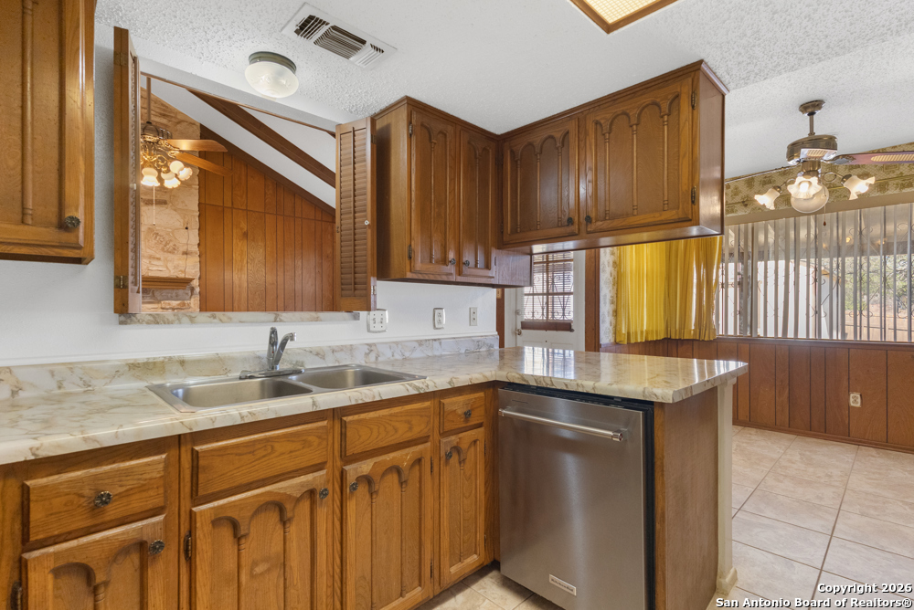 6107 Town Wood San Antonio TX 78238
