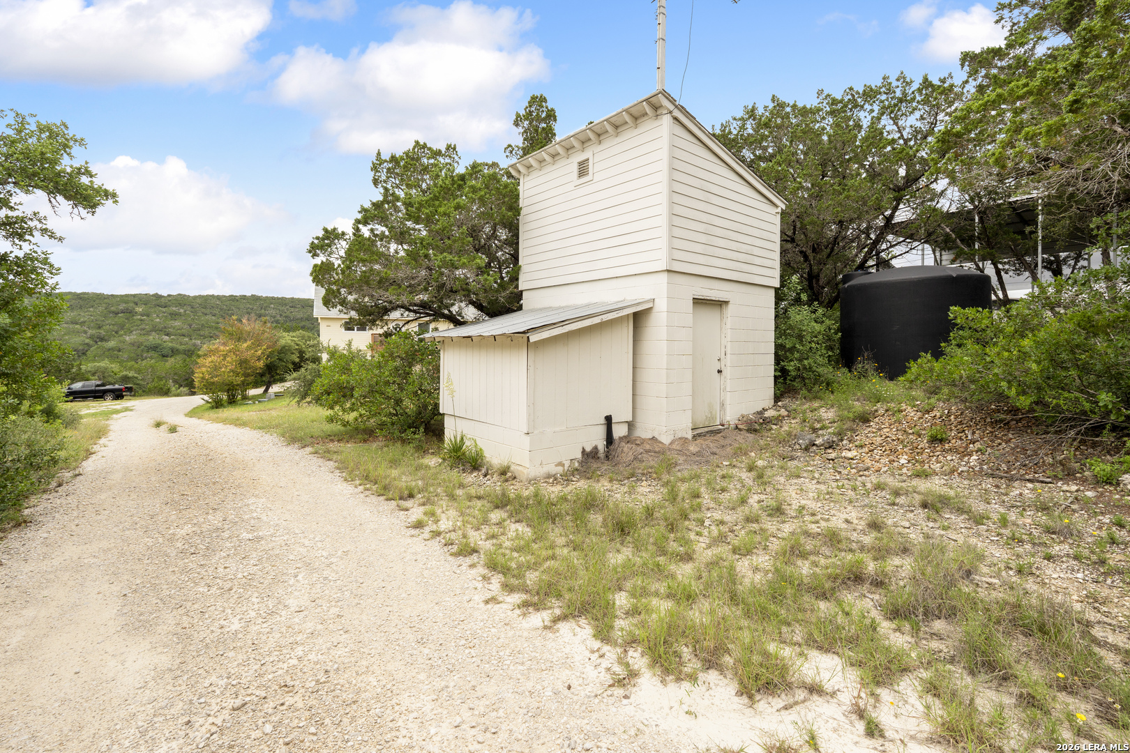 1722 County Road 270 Mico TX 78056