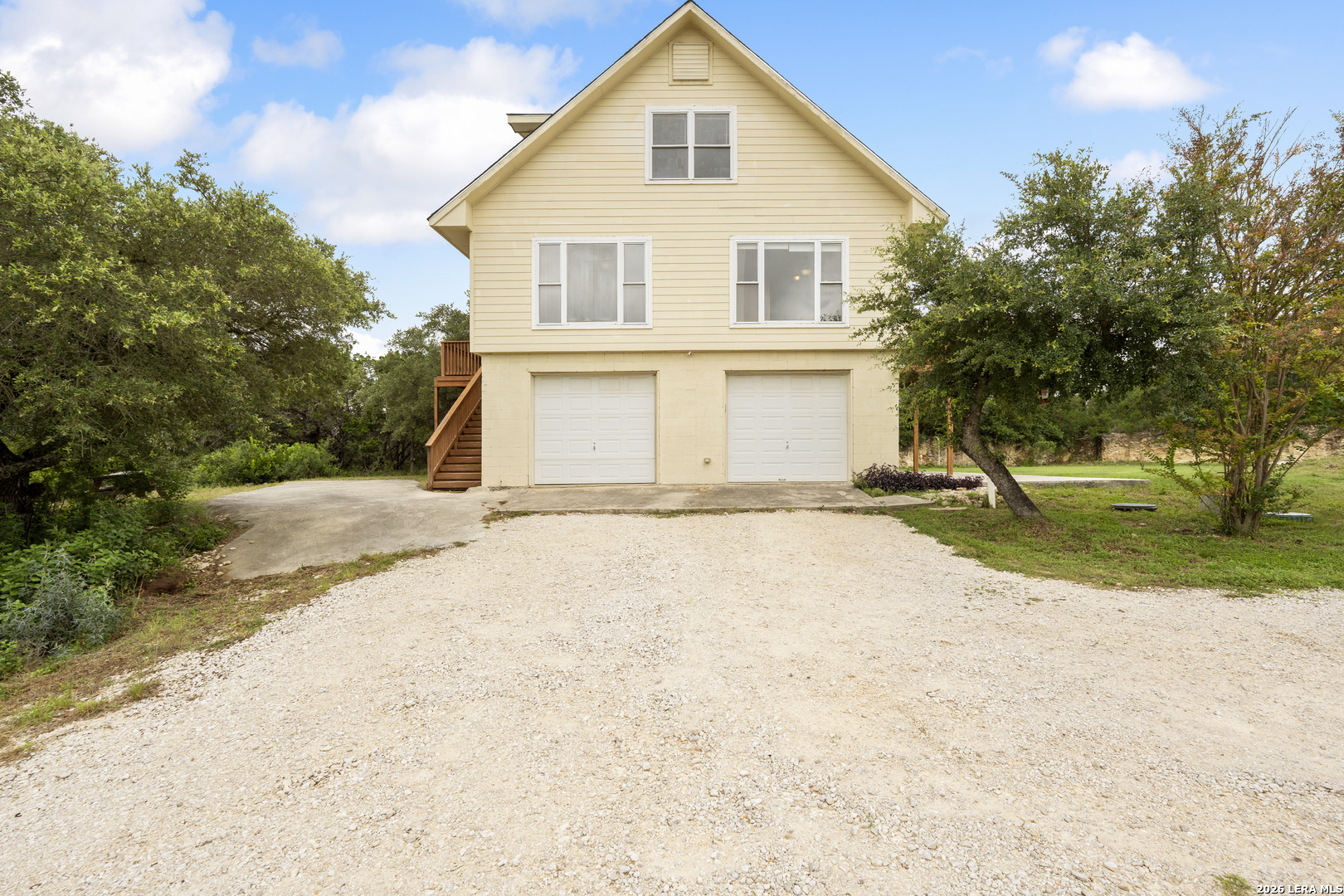 1722 County Road 270 Mico TX 78056