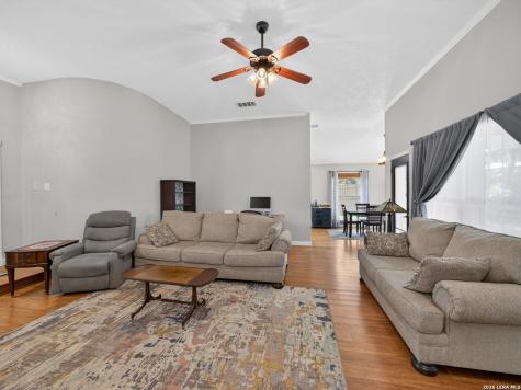 7701 Forest Magic Court Live Oak TX 78233