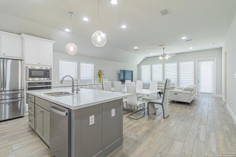9328 Trestle Creek San Antonio TX 78254