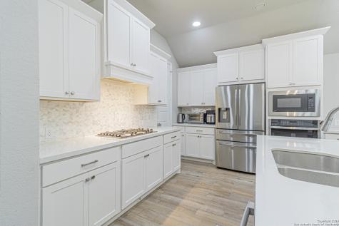 9328 Trestle Creek San Antonio TX 78254