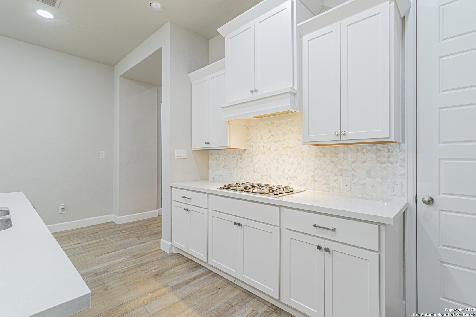 9328 Trestle Creek San Antonio TX 78254