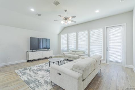 9328 Trestle Creek San Antonio TX 78254