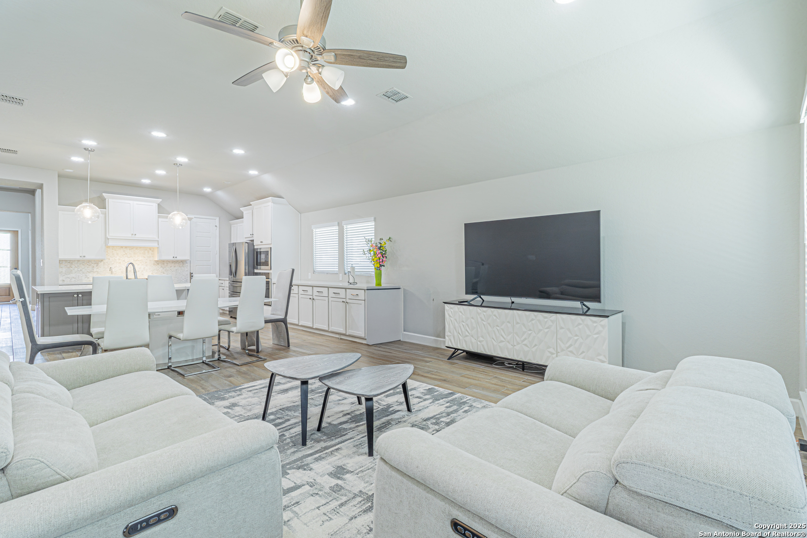 9328 Trestle Creek San Antonio TX 78254