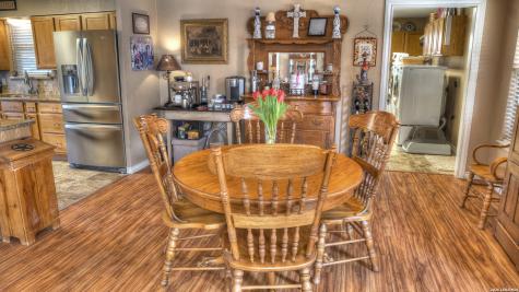 6496 N Us Highway 83 Leakey TX 78873