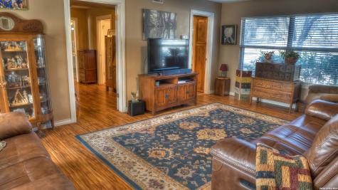 6496 N Us Highway 83 Leakey TX 78873